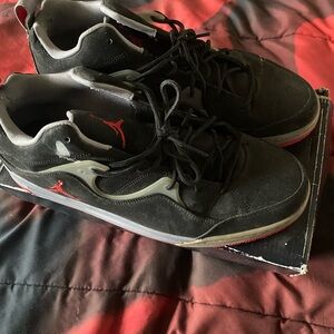 Jordan Black and Red Sneakers Sleek Athletic Design